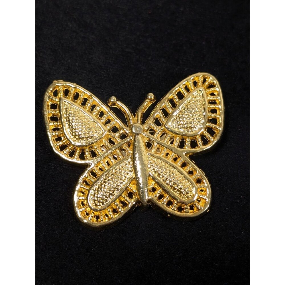 Vintage Butterfly Brooch Pin Gold Tone Classic Open Metal Work